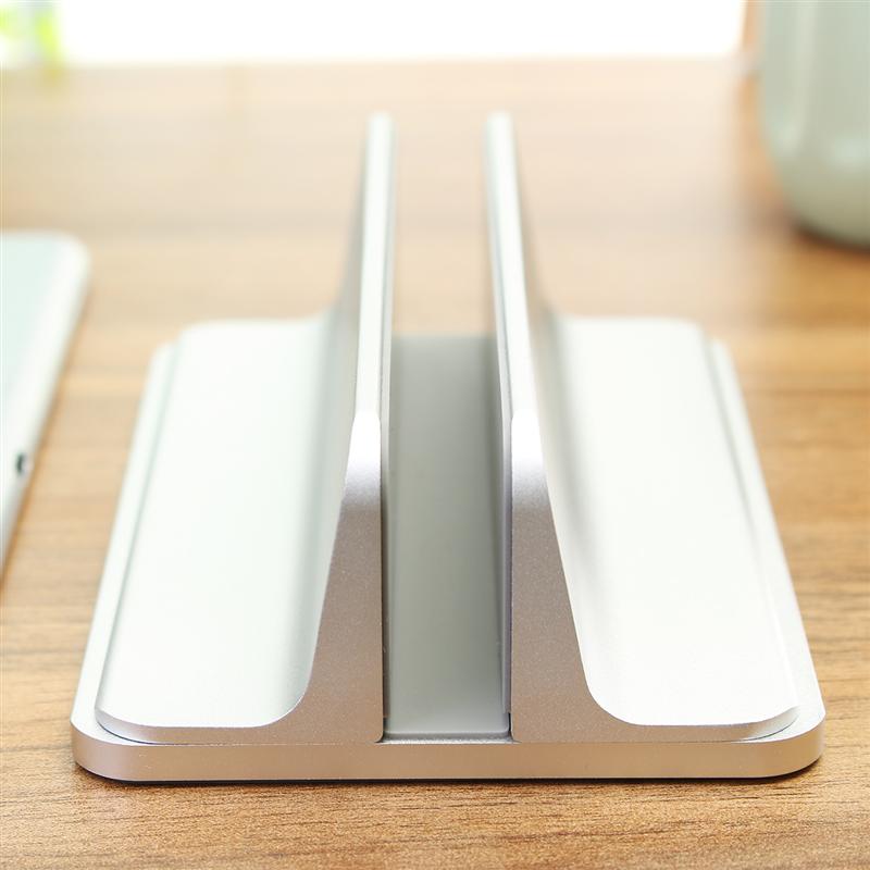 7.vertikalni stojan drzak na notebook macbook hlinik stribrny heureka levny fotka